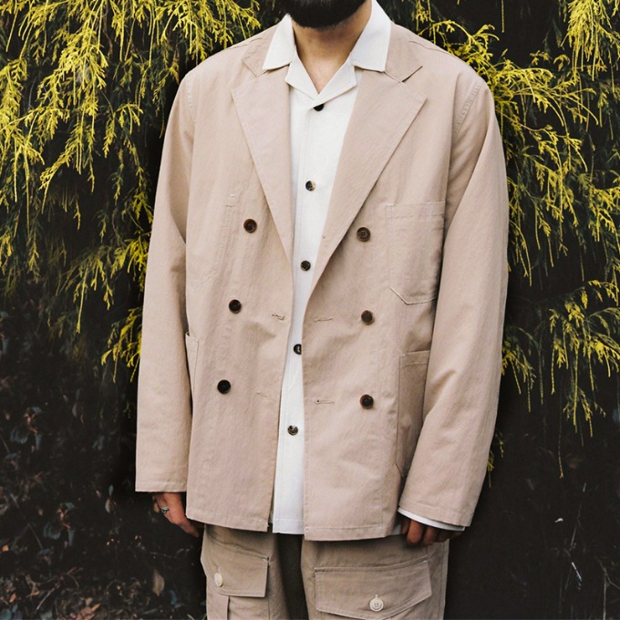 DOUBLE BREASTED LIGHT JACKET [Beige]
